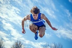 接连错失良机，巴萨官方鼓励费兰：下一个球会进的！