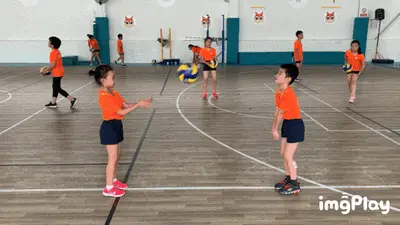 命中12记三分、全场得到56分，库里再迎里程碑之战